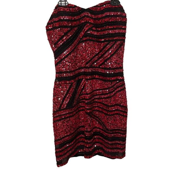 Sequined Red and‎ Black Strapless Silk Scala Dress - Picture 1 of 9